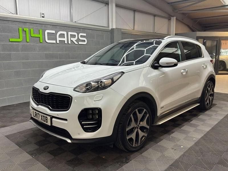 White Used 2017 Kia Sportage GT-Line S SUV | £12,995 (Good price) - Image 1/3