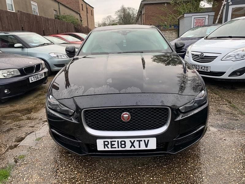 Used Jaguar XE SE 2018 Black Sedan
