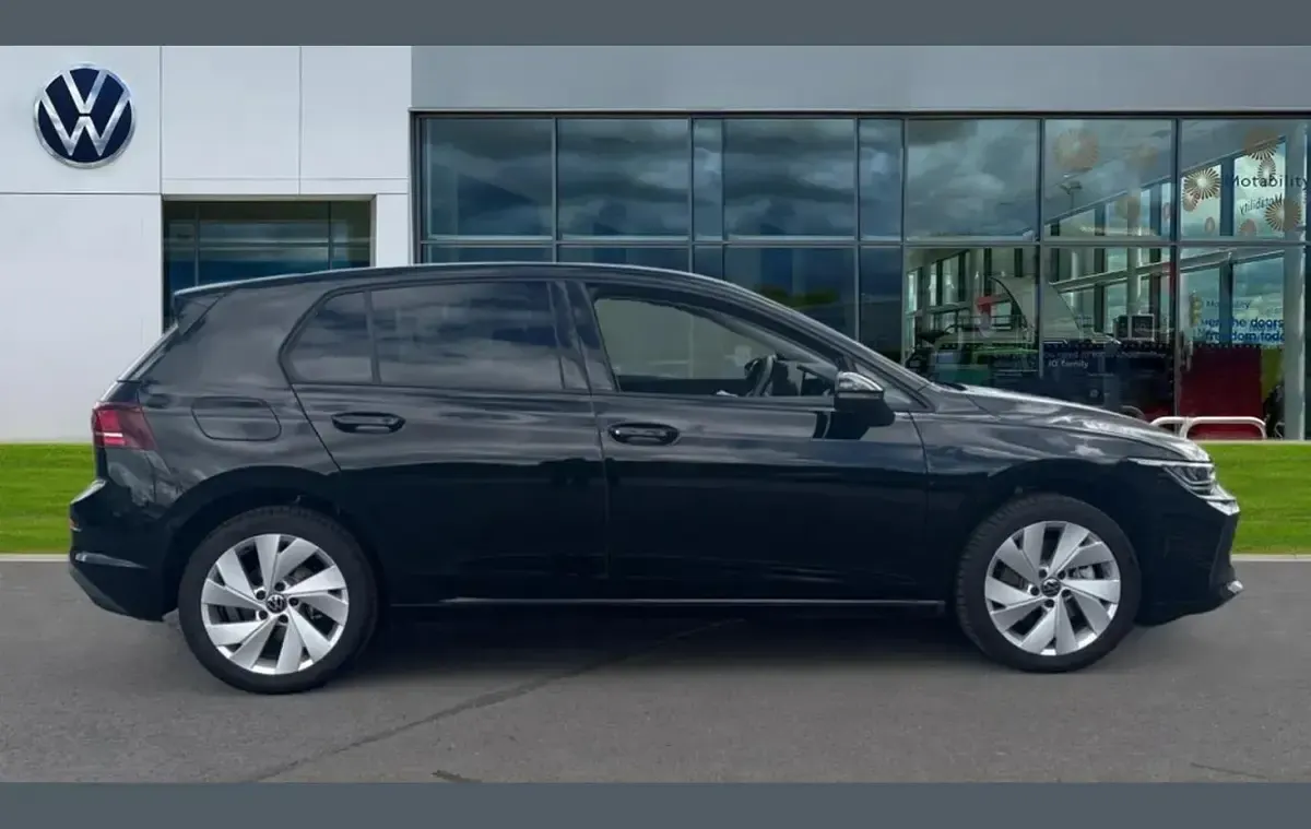 Used VW Golf VIII Match 200 HP (147 kW) 2026 Black Hatchback