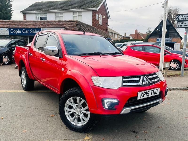Red Used 2015 Mitsubishi L200 Pickup | £7,495 (Super price) - Image 1/4