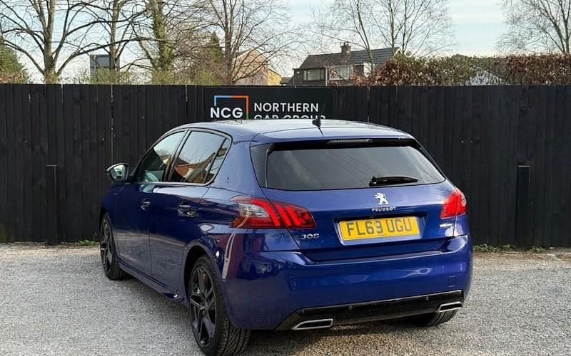 Usado Peugeot 308 GT-line 131 HP (96 kW) 2020 Citadino