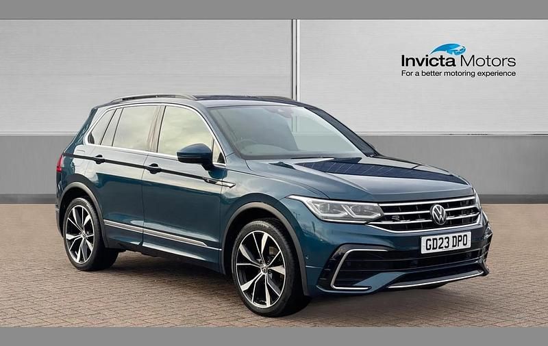 Blue Used 2023 VW Tiguan R-line SUV | £24,250 (Fair price) - Image 1/4