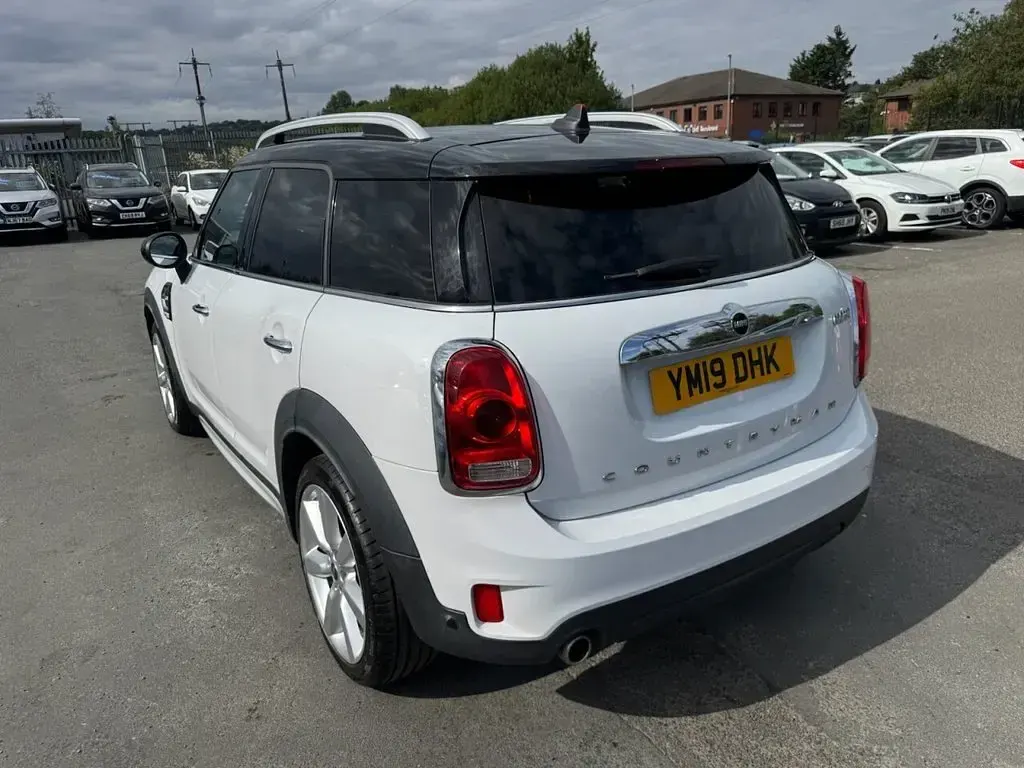 Used Mini Cooper Exclusive 2019 White Hatchback