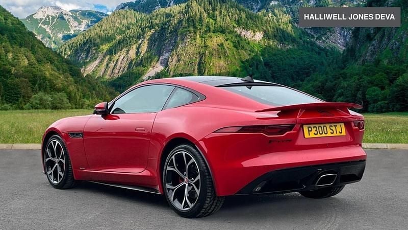 Used Jaguar F-Type R-Dynamic 300 HP (220 kW) 2022 Red Coupe