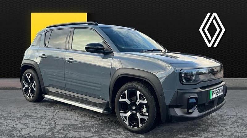 Used Renault R4 Komfort 110 kW (150 HP) 2025 Grey  Estate