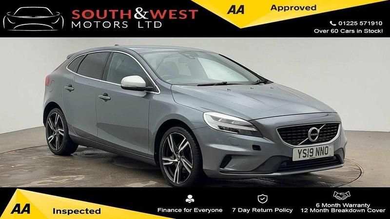 Grey Used 2019 Volvo V40 R-Design Hatchback | £9,775 (A bit pricey) - Image 1/2