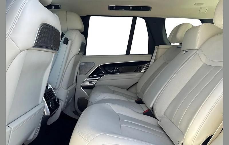 Used Land Rover Range Rover Autobiography 453 HP (333 kW) 2024 White SUV