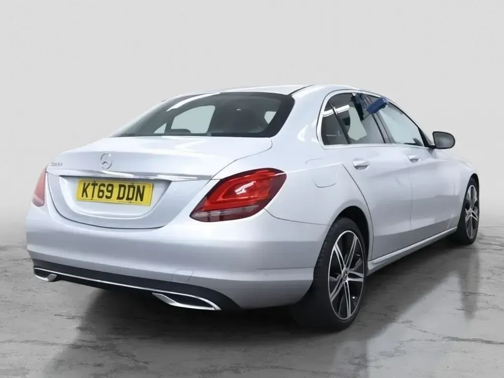 Used Mercedes C220 194 HP (142 kW) 2019 Silver Sedan