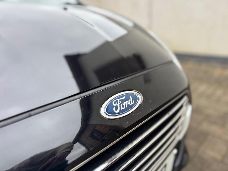 Used Ford Fiesta Zetec 2013 Black Hatchback