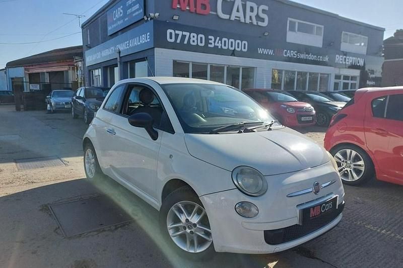 White Used 2010 Fiat 500 Pop Hatchback | £2,490 (A bit pricey) - Image 1/1