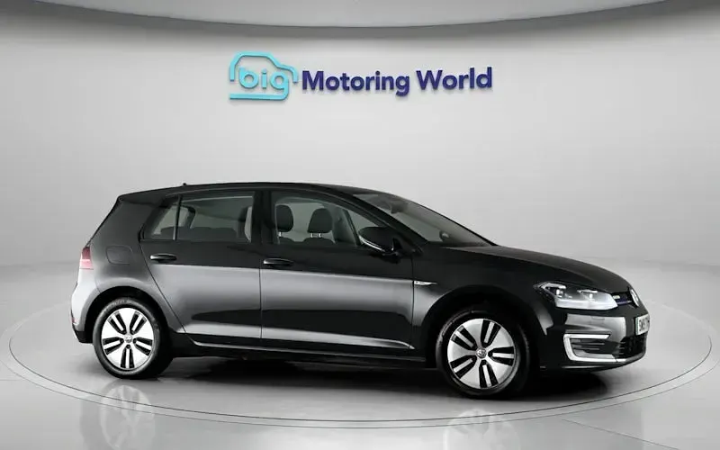 Used VW e-Golf 100 kW (136 HP) 2019 Grey Hatchback