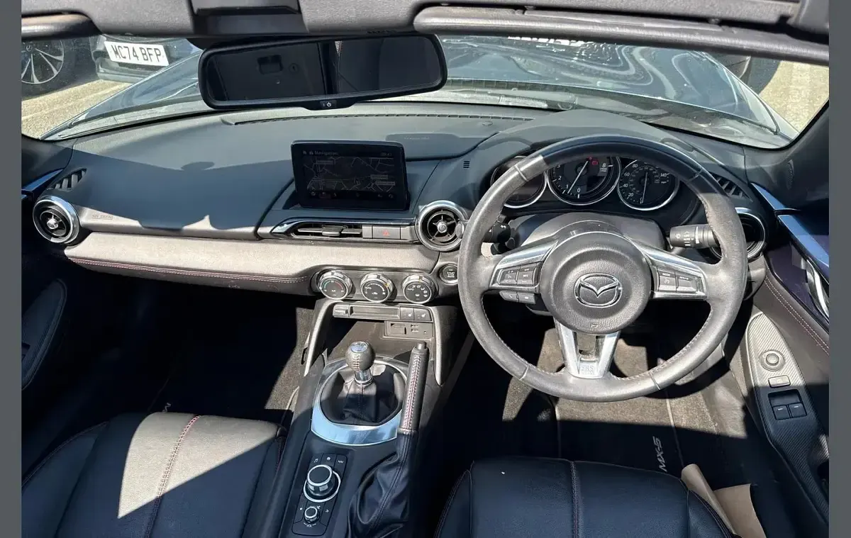 Used Mazda MX5 Inclusive 132 HP (97 kW) 2019 Blue Cabriolet