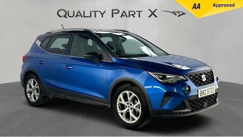 Blue Used 2023 Seat Arona FR SUV | £10,400 (Good price) - Image 1/4