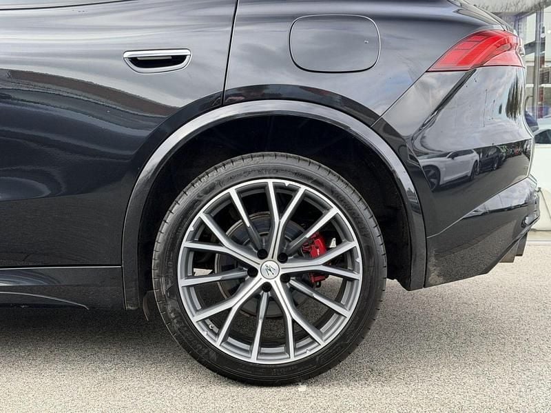 Used Maserati Grecale 330 HP (242 kW) 2023 Black SUV