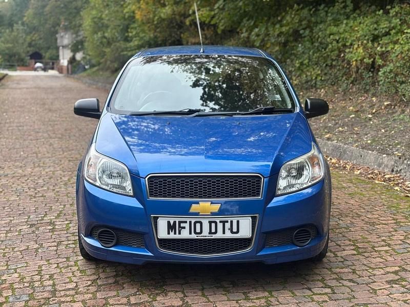 Used Chevrolet Aveo 2010 Blue Hatchback