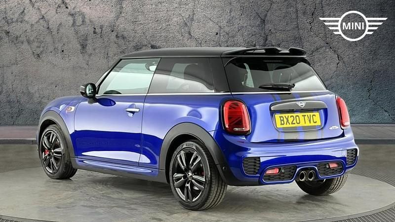 Usado Mini John Cooper Works Hatch 228 CV (167 kW) 2020 Azul Utilitario