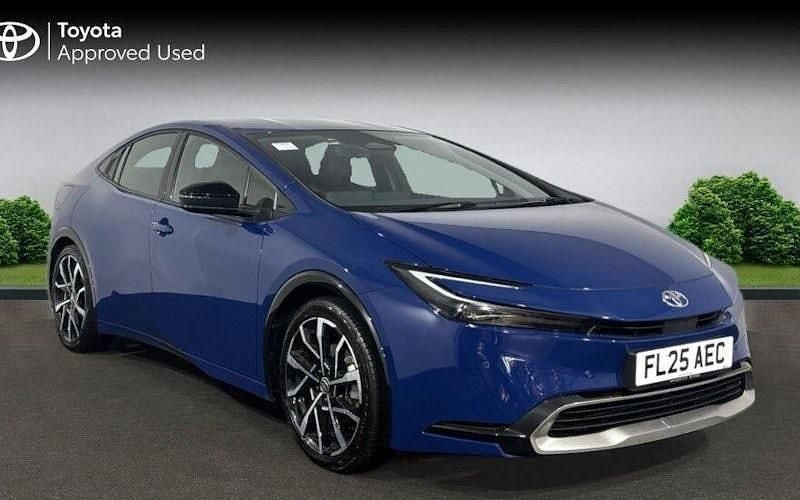 Used Toyota Prius 223 HP (164 kW) 2025 Blue Hatchback