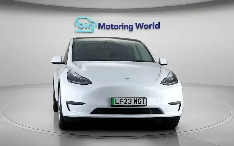 Used Tesla Model Y RWD 254 kW (346 HP) 2023 White SUV