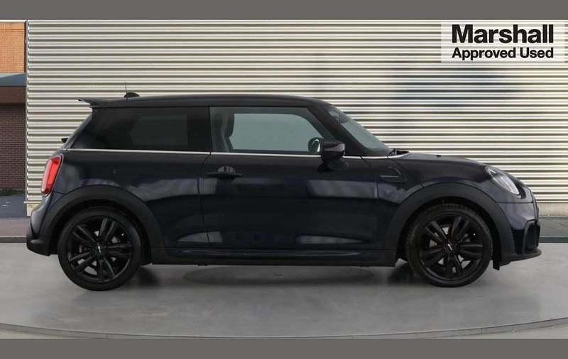 Used Mini Cooper Sport 134 HP (98 kW) 2021 Other Hatchback
