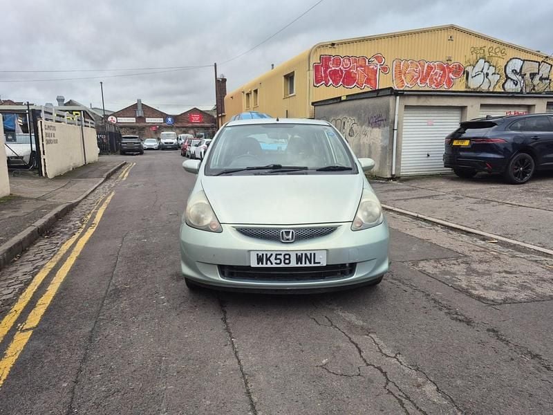 Green Used 2008 Honda Jazz SE Hatchback | £2,295 (Good price) - Image 1/4