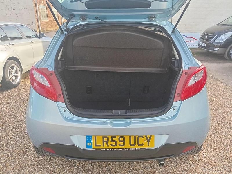 Used Mazda 2 Inclusive 2009 Blue Hatchback