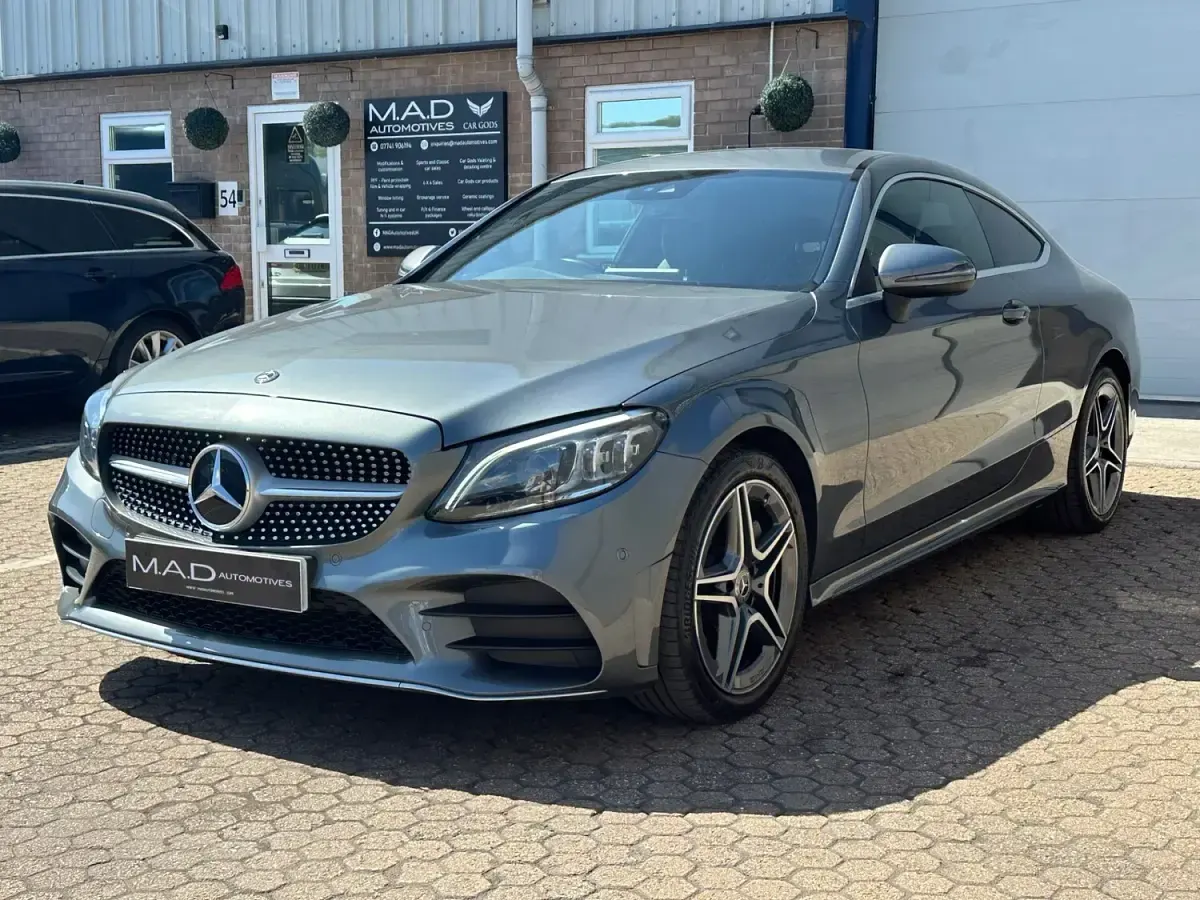 Used Mercedes C300 AMG Line Premium 258 HP (189 kW) 2019 Grey Coupe