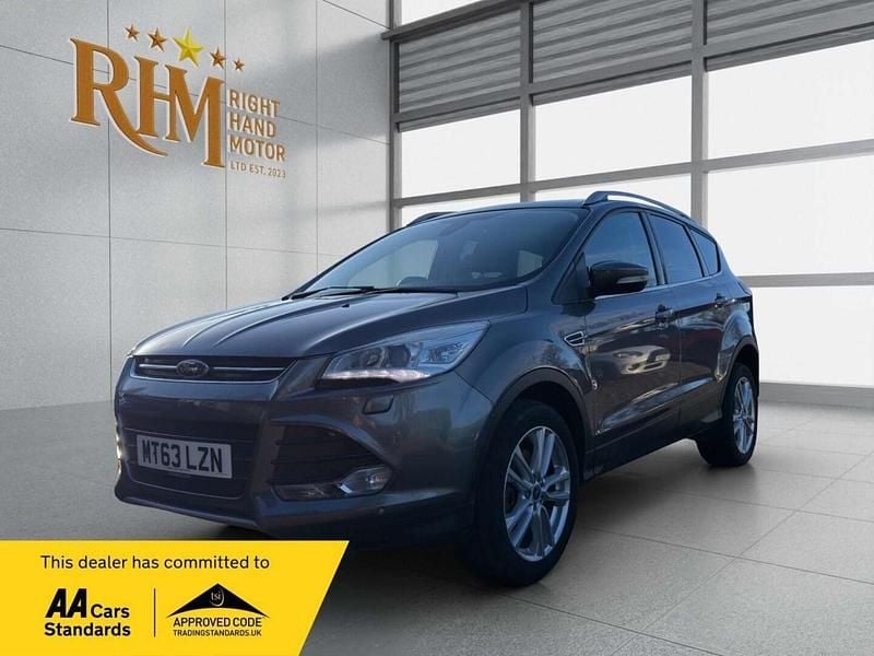 Usado Ford Kuga Titanium X 163 HP (119 kW) 2013 Cinzento SUV