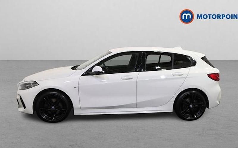 Used BMW 118 M Sport 136 HP (100 kW) 2024 White Hatchback