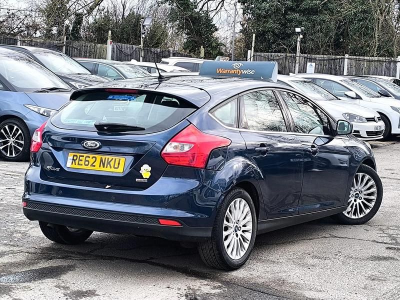 Used Ford Focus Titanium X 125 HP (91 kW) 2012 Blue Hatchback