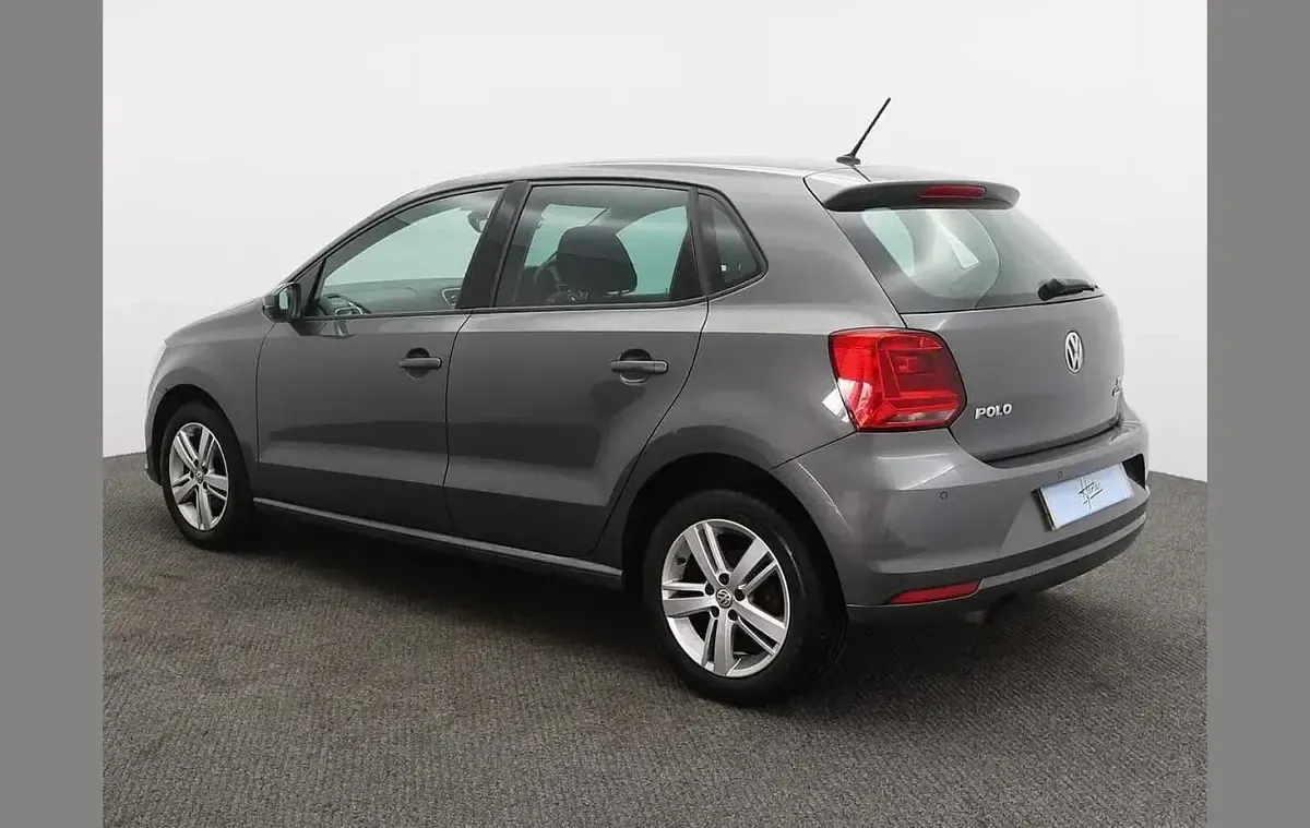 Used VW Polo Edition 88 HP (64 kW) 2017 Grey Hatchback