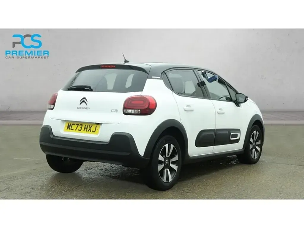 Used Citroën C3 PureTech 2024 Polar white Hatchback