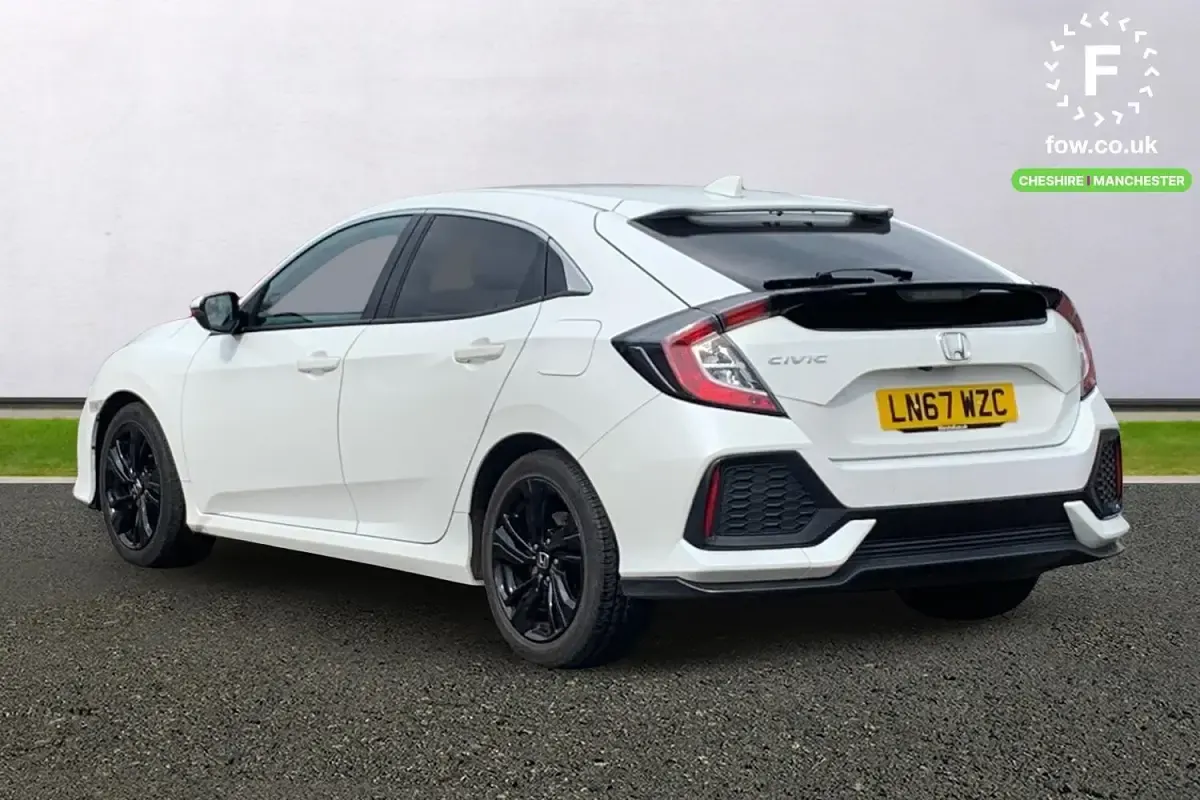 Używany Honda Civic SR 129 KM (94 kW) 2017 Biały Hatchback