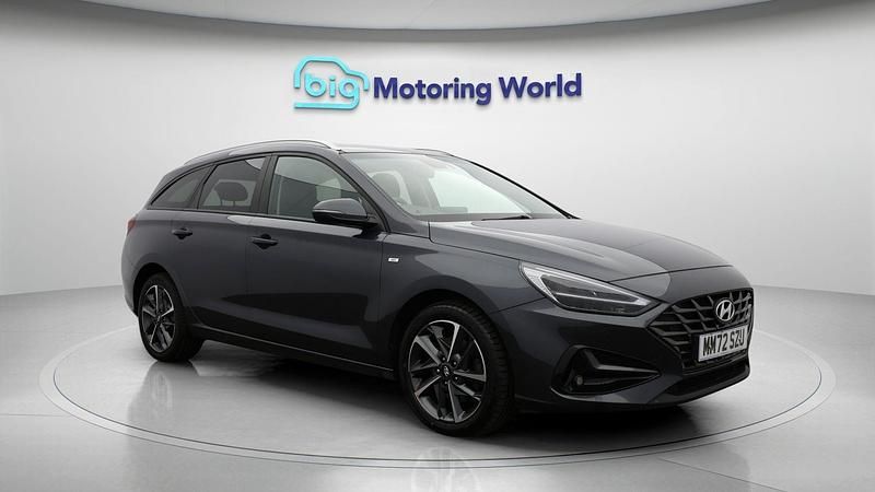 Used Hyundai i30 Premium 118 HP (86 kW) 2022 Estate