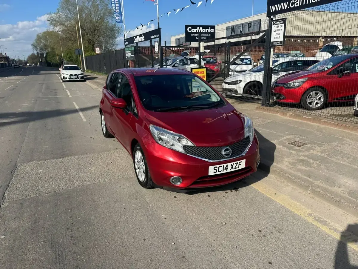 Used Nissan Note Acenta Premium 90 HP (66 kW) 2014 Red Hatchback