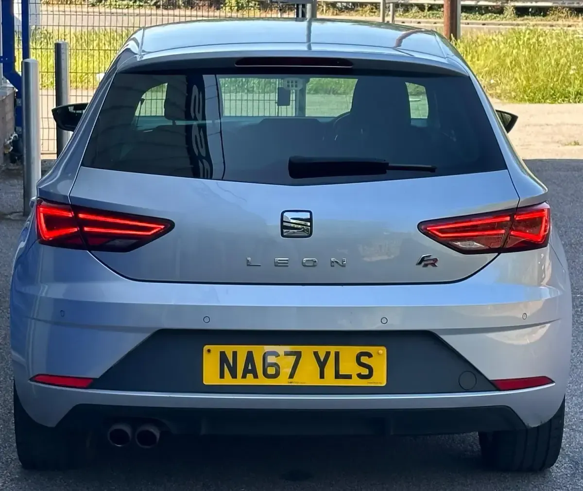 Used Seat Leon FR 125 HP (91 kW) 2017 Silver Hatchback