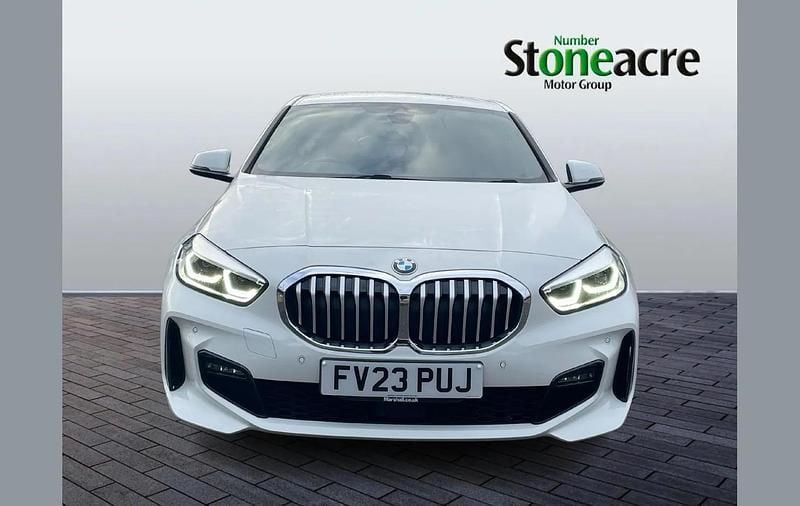 Used BMW 118 M Sport 134 HP (98 kW) 2023 White Hatchback