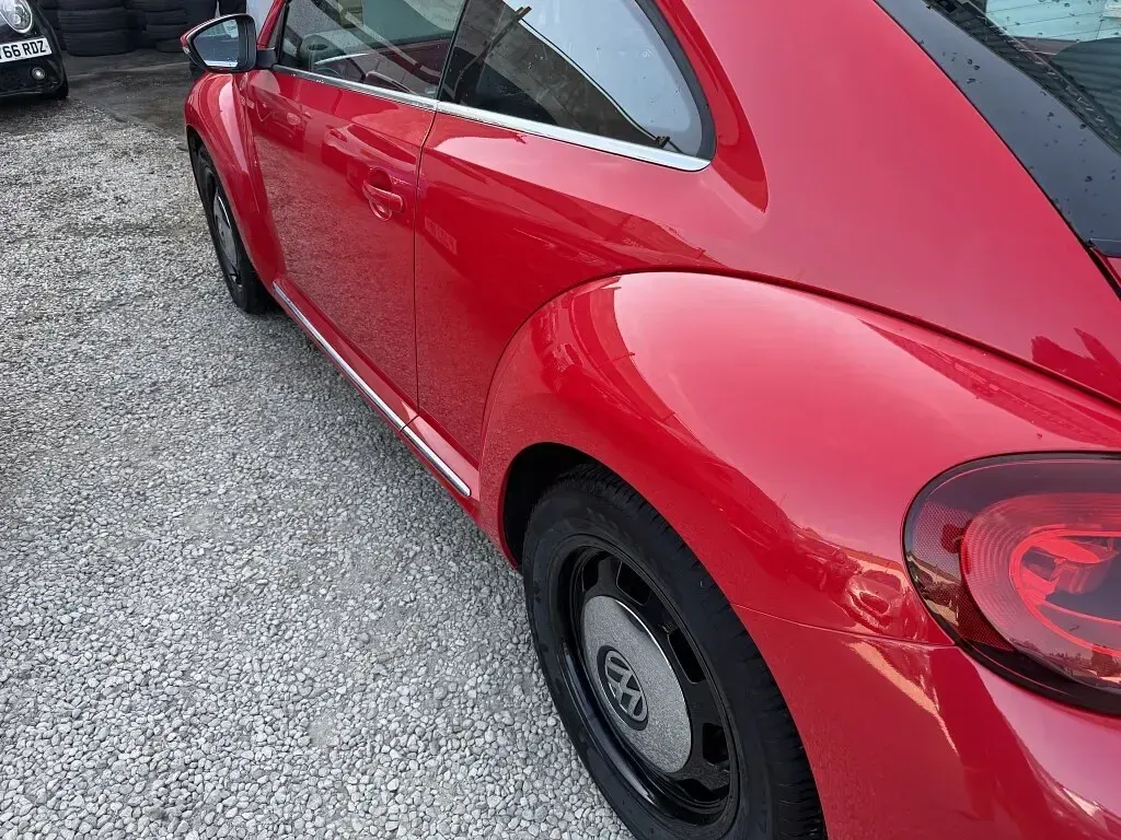 Used VW Beetle Design 150 HP (110 kW) 2017 Red Hatchback