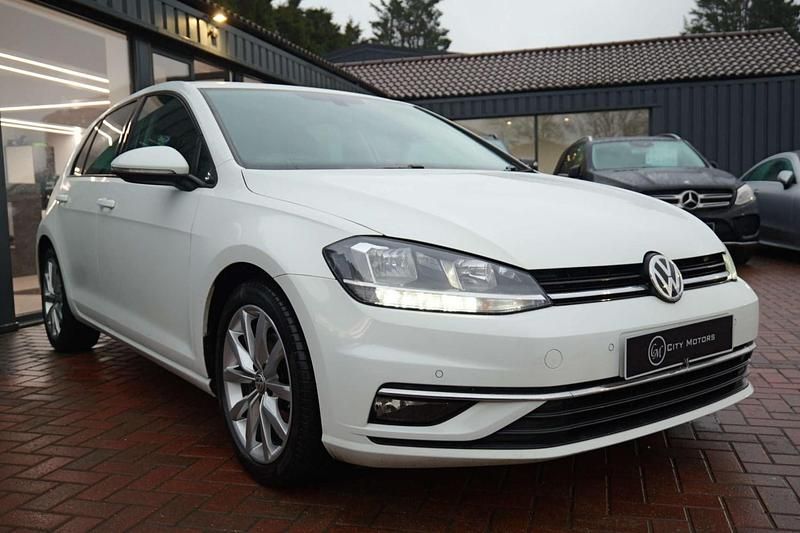 Usado VW Golf VII GT 150 HP (110 kW) 2017 Branco Citadino
