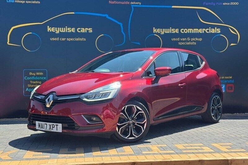 Red Used 2017 Renault Clio IV Dynamique Hatchback | £7,990 (Fair price) - Image 1/1