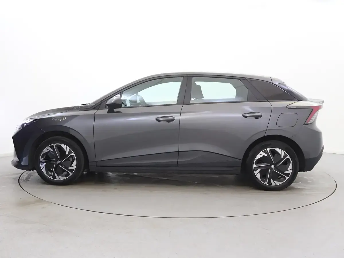 Used MG MG4 EV SE 319 kW (435 HP) 2023 Grey Hatchback