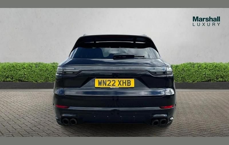 Used Porsche Cayenne GTS 453 HP (333 kW) 2022 Black SUV