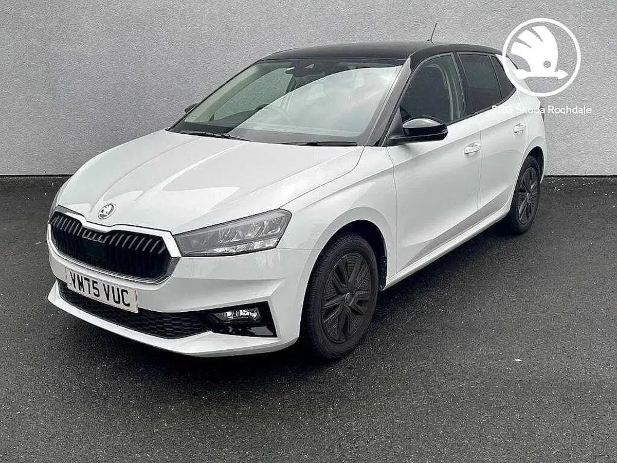 Used Skoda Fabia Design Edition 113 HP (83 kW) 2026 Moon white metallic black magic pearl effect Hatchback
