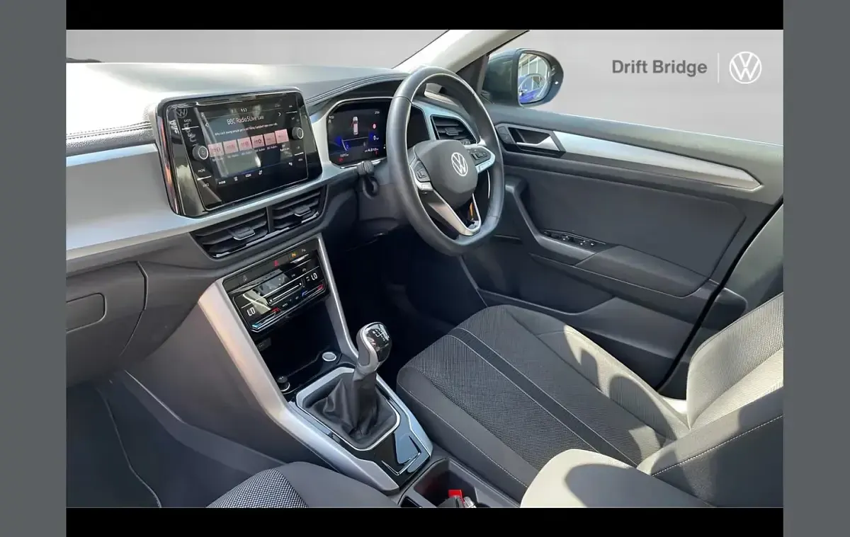 Used VW T-Roc Match 115 HP (84 kW) 2025 Grey SUV