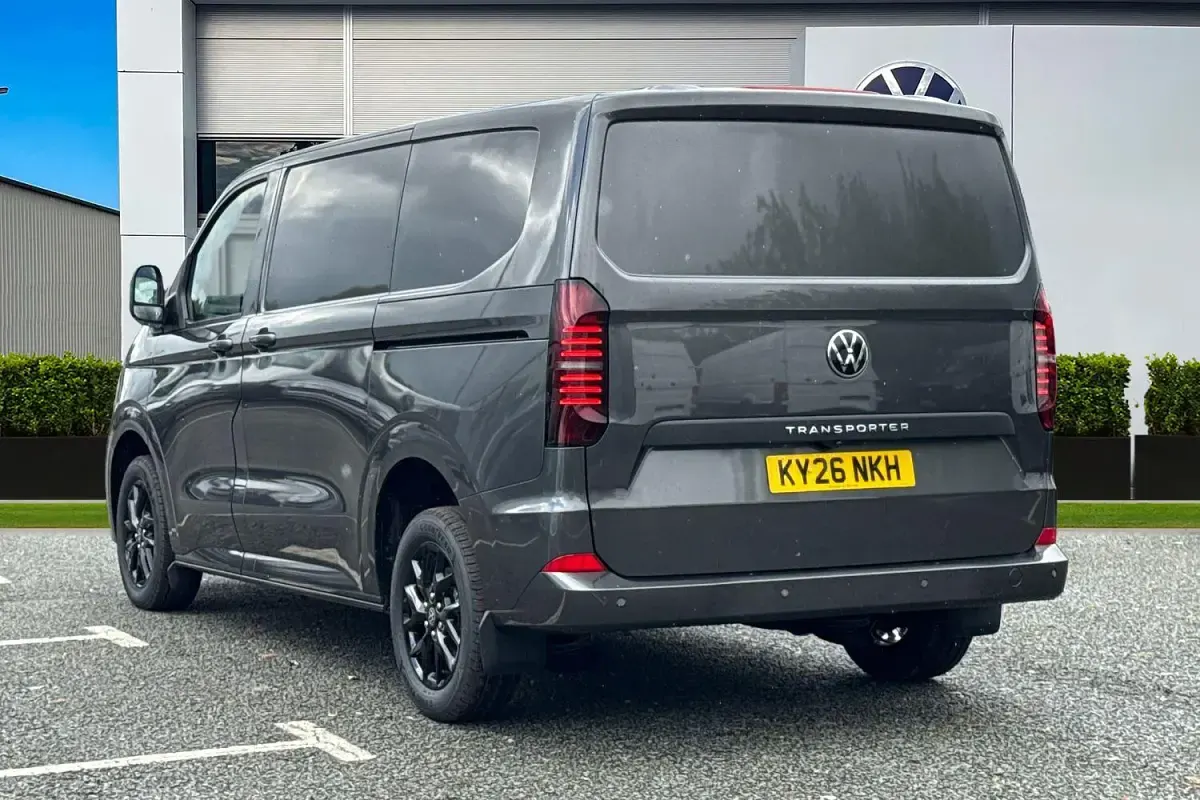 New VW Transporter Pro 148 HP (108 kW) 2026 Grey Van