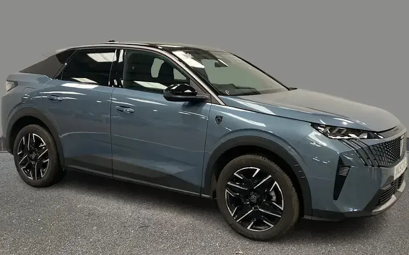 Begagnad Peugeot 3008 GT 136 HK (100 kW) 2025 SUV