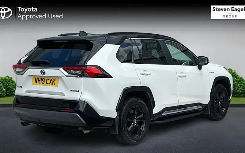 Used Toyota RAV4 Hybrid 218 HP (160 kW) 2023 SUV