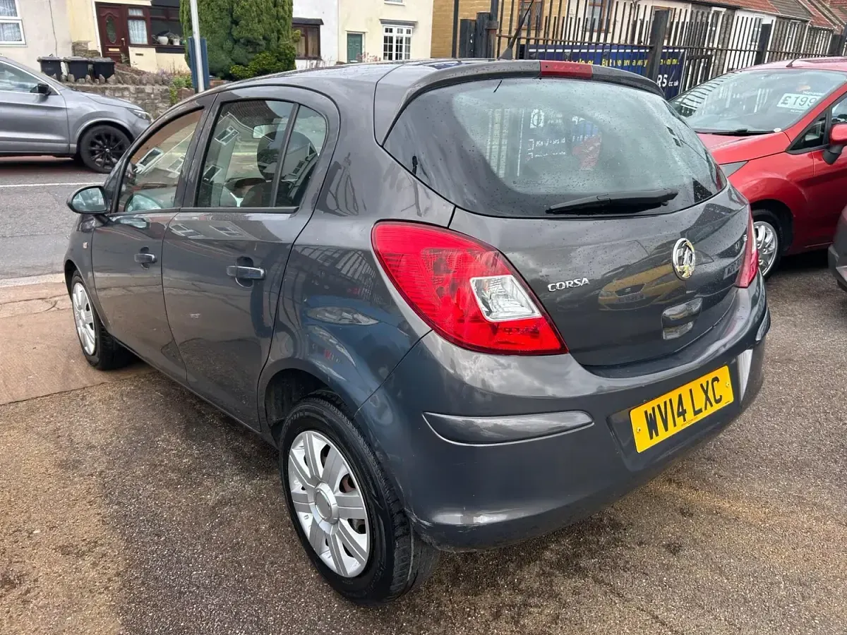 Used Vauxhall Corsa Design Edition 2014 Grey Hatchback