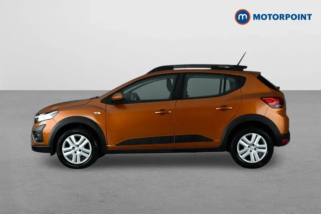 Używany Dacia Sandero Expression 2023 Pomarańczowy Hatchback