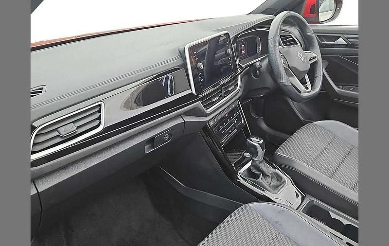 Used VW T-Roc Cabriolet R-line 147 HP (108 kW) 2022 Red Cabriolet