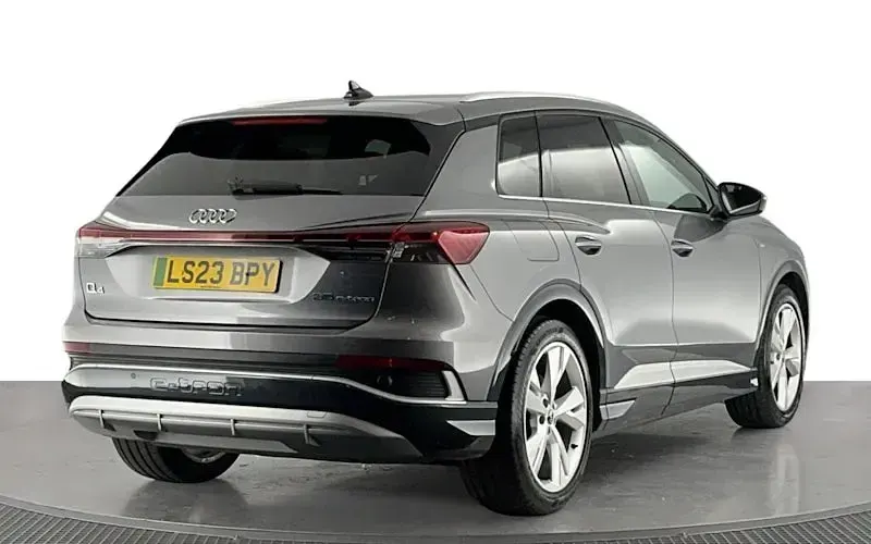 Used Audi Q4 e-tron S-Line 125 kW (170 HP) 2022 SUV